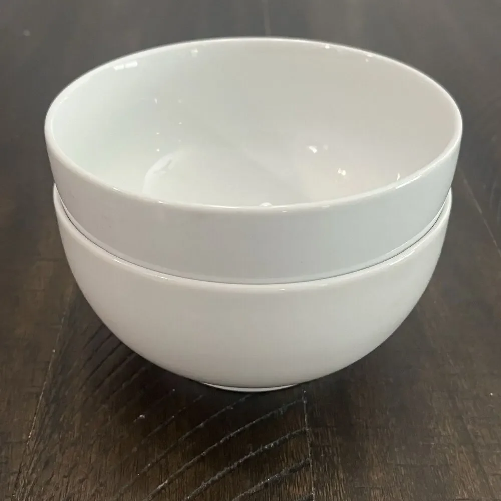 Crate & Barrel Set of 2 Bistro Bowls Martin Hunt White 5.5” Cereal Soup Mixing